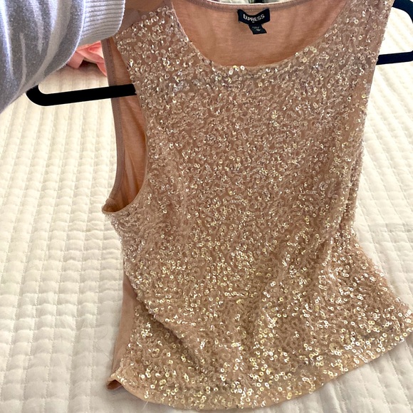 Express top!💕 - Picture 4 of 4